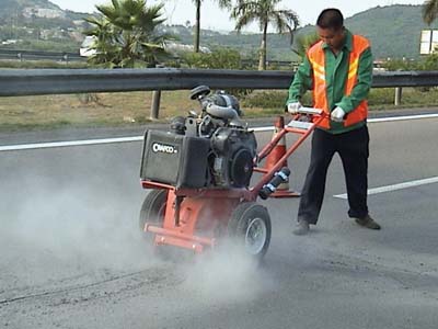 道路密封膠施工前開槽 道路密封膠施工前開槽