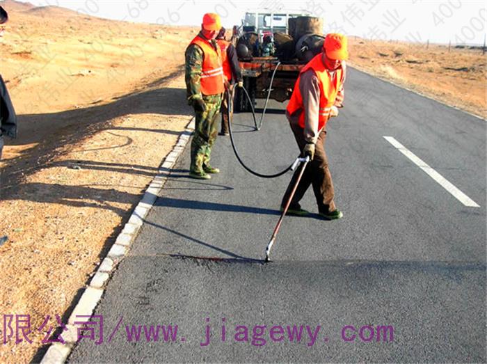 嘉格公路灌縫膠無(wú)憂服務(wù)讓客戶(hù)吃下了定心丸